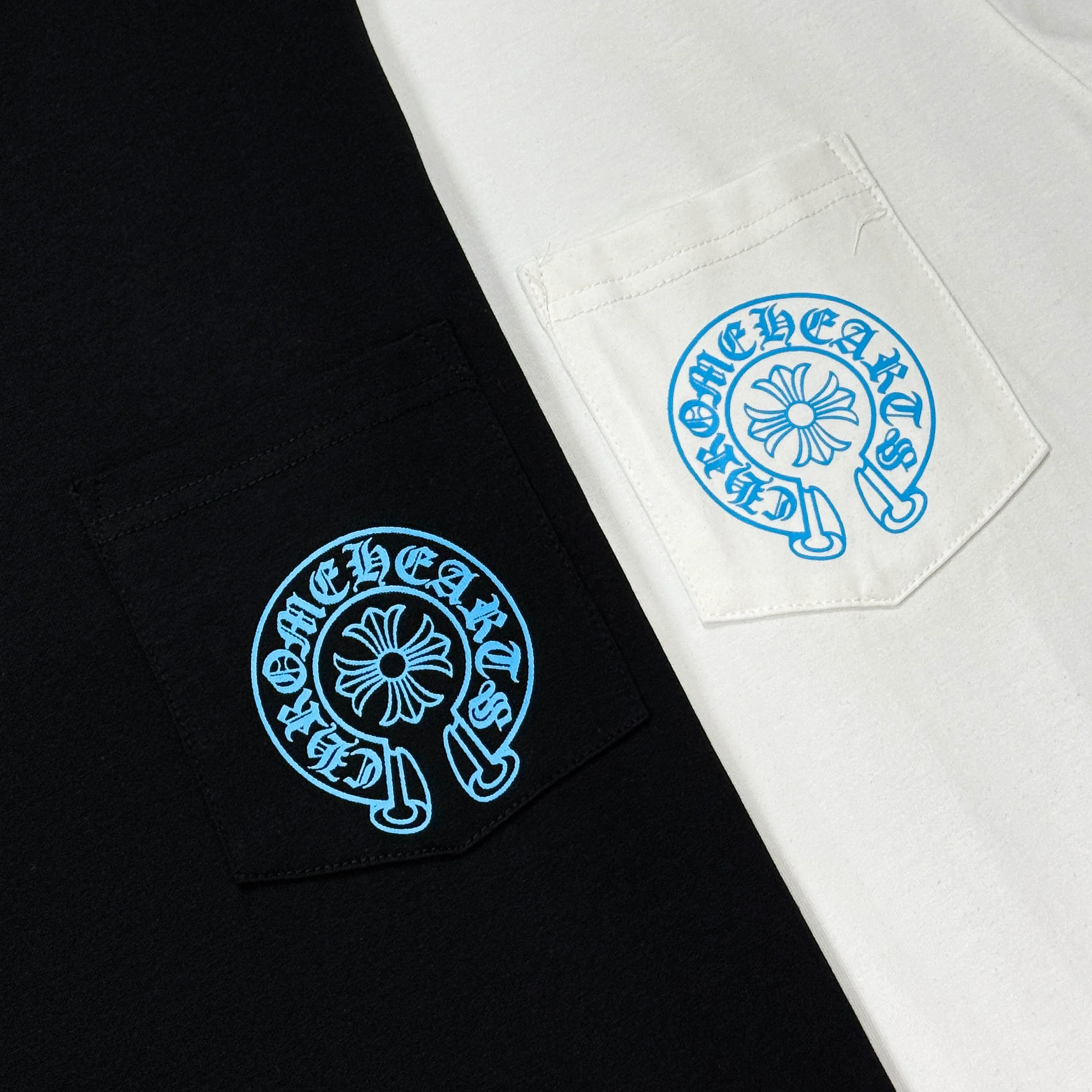 P170 Chrome Hearts 25 high-end versions. The fabric is made of 300 grams of high-density pure cotton. It does not deform or shrink. It has three labels. It is the same style for men and women. Technology: suede foaming + digital printing. Color: white, black. SIZE: S-XL.